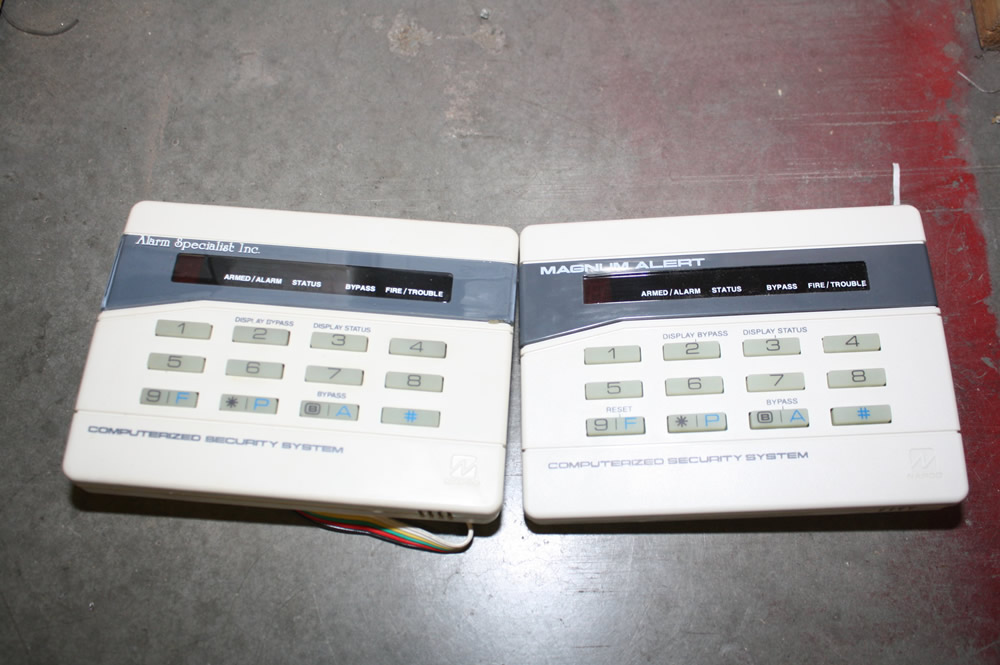 NAPCO ALARM SPECIALIST MAGNUM ALERT LA 1184 COMPUTERIZED SECURITY